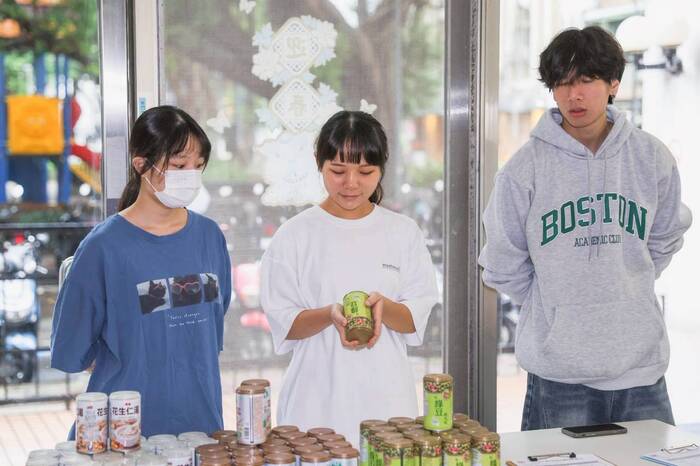 114.10.21期中關懷活動圖片