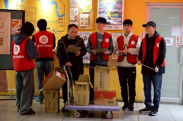 114.03.31期中關懷活動圖片